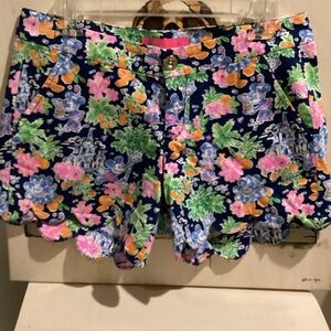 Disney X Lilly Pulitzer Buttercup Shorts 🌸